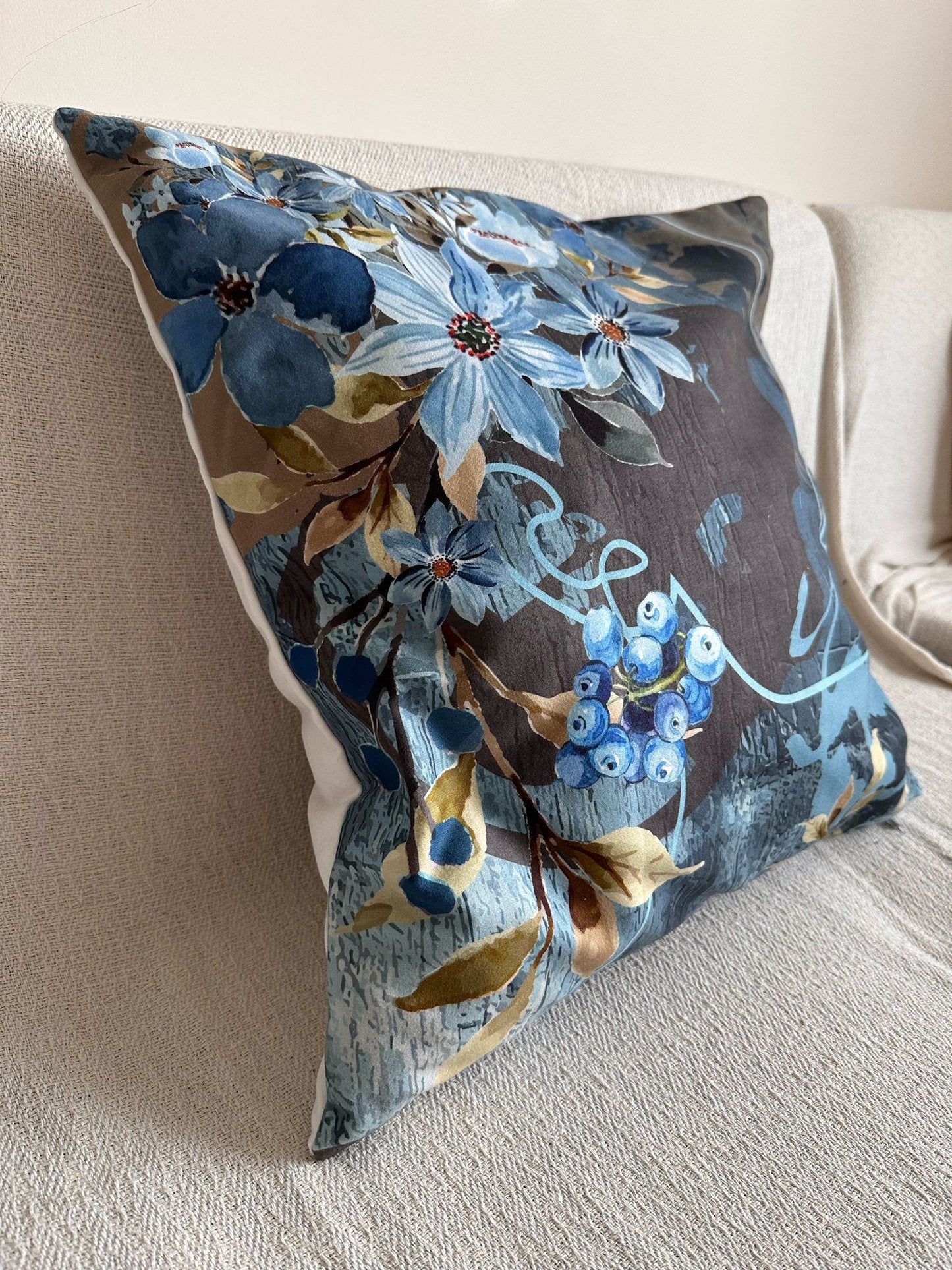 Çiçek 2 Kolleksiyonu Kırlent Kılıfı 43X43 cm Yastık Kılıfı