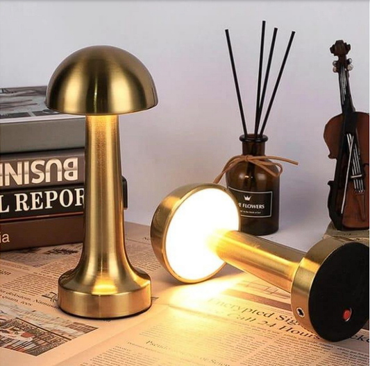 Şarjlı LED Masa Lambası – 3 Kademeli Işık Ayarıyla GOLD RENK