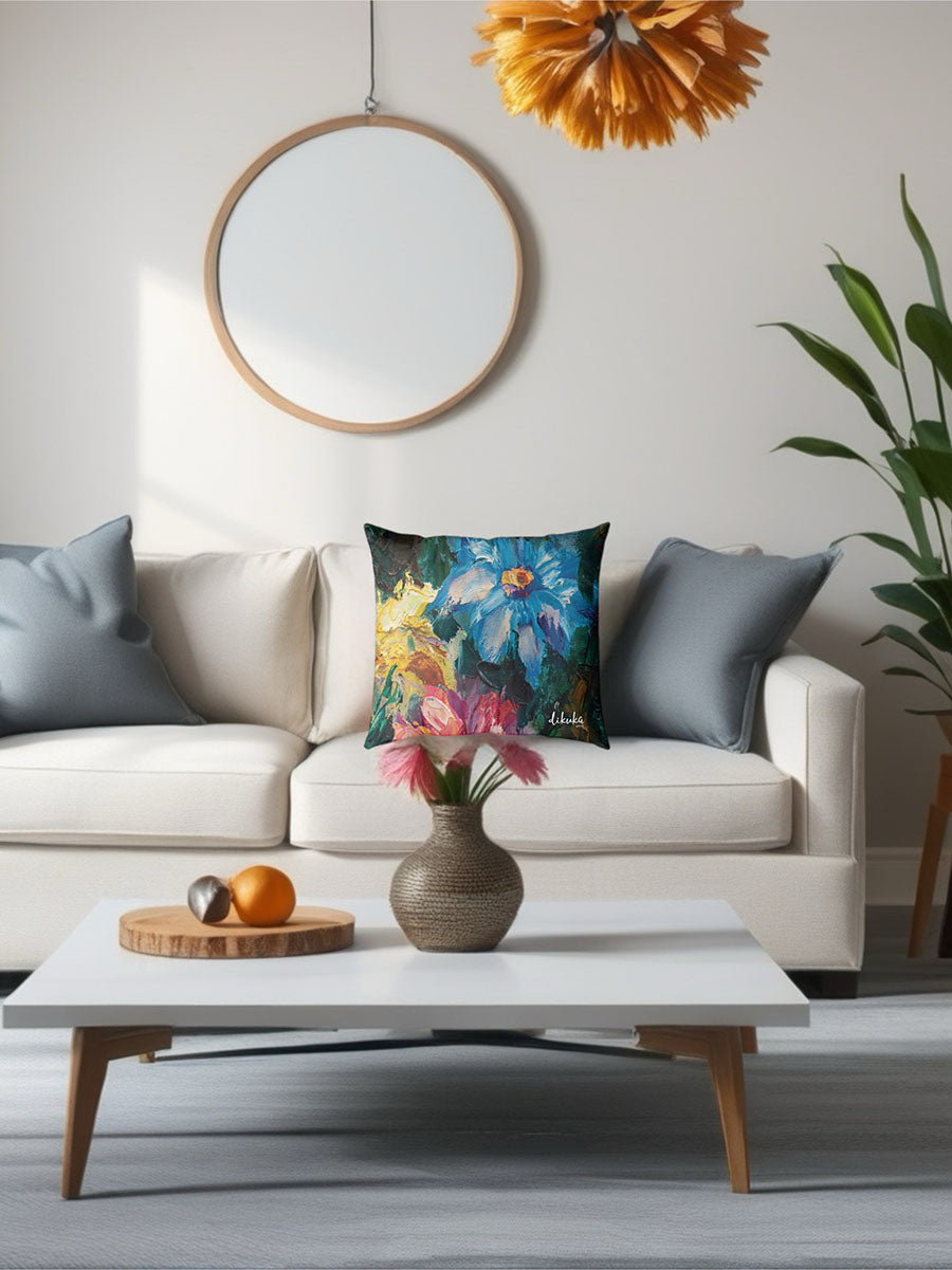 Vahşi Bahar – Sanatsal Çiçek Desenli  43x43 Yastık Kılıfı