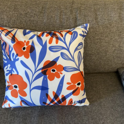 Çiçek Desenli Mavi Turuncu 1 43x43 Yastık Kılıfı